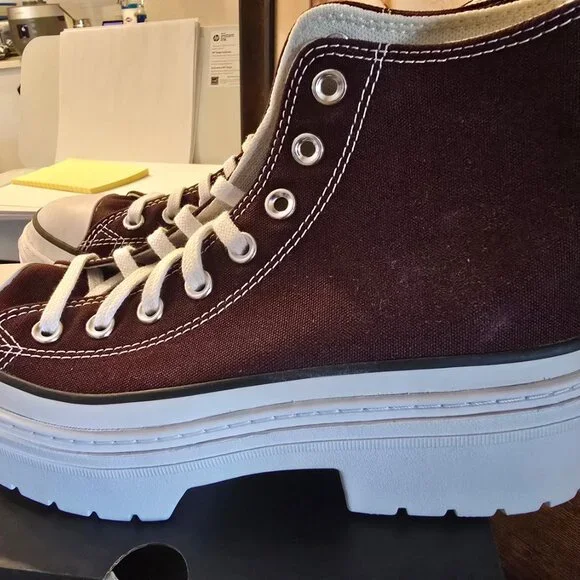 Converse Chuck Taylor All Star Lugged Heel Platform White Bloodstone W Sz 8 NEW - Picture 5 of 11